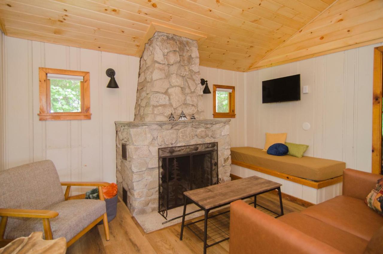 Mountain Lake Cottages Westmore Extérieur photo