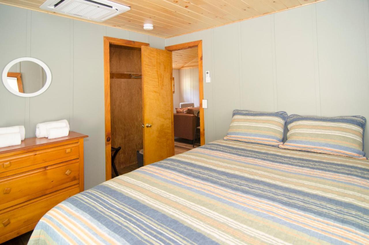 Mountain Lake Cottages Westmore Extérieur photo