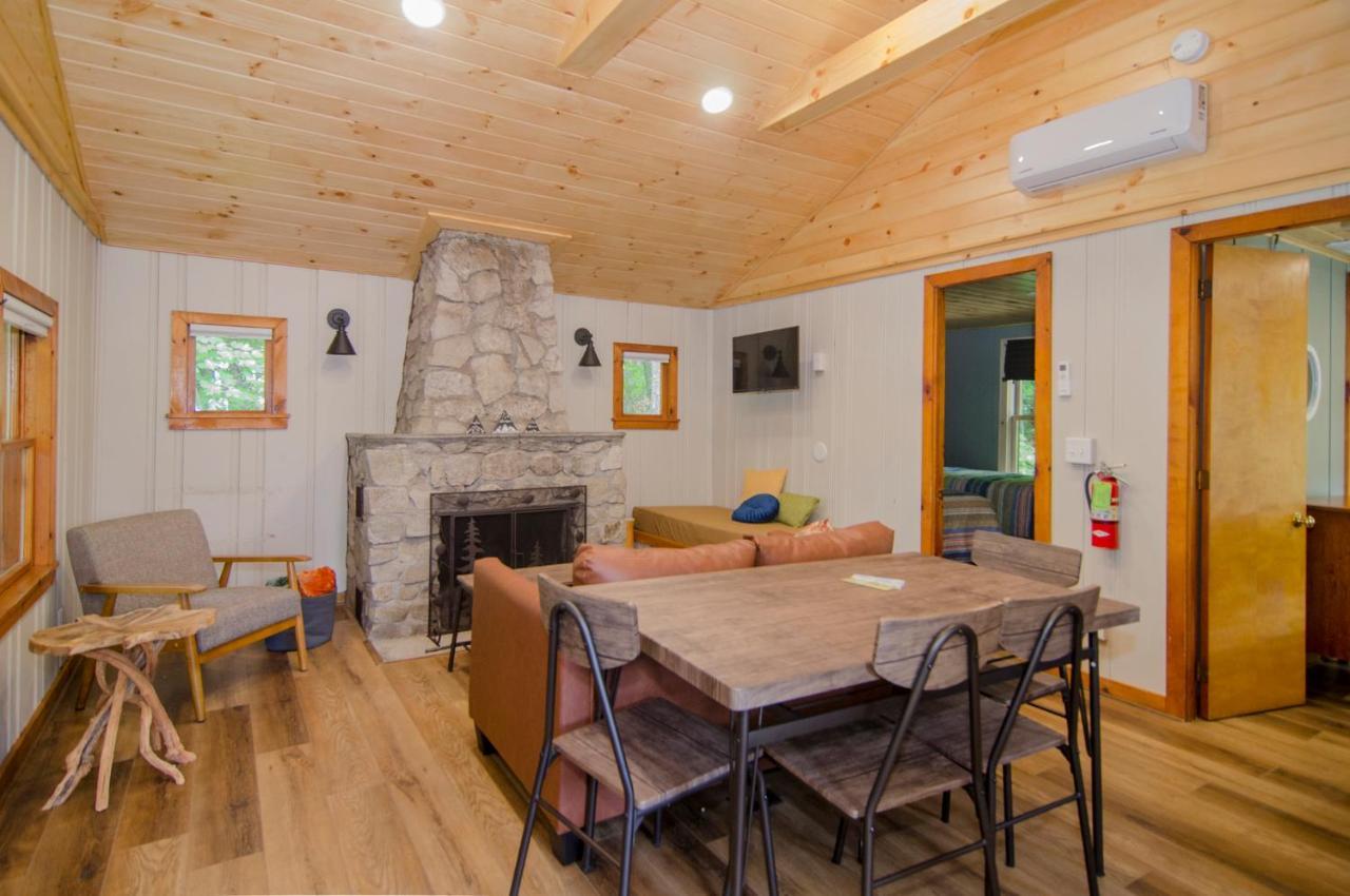 Mountain Lake Cottages Westmore Extérieur photo