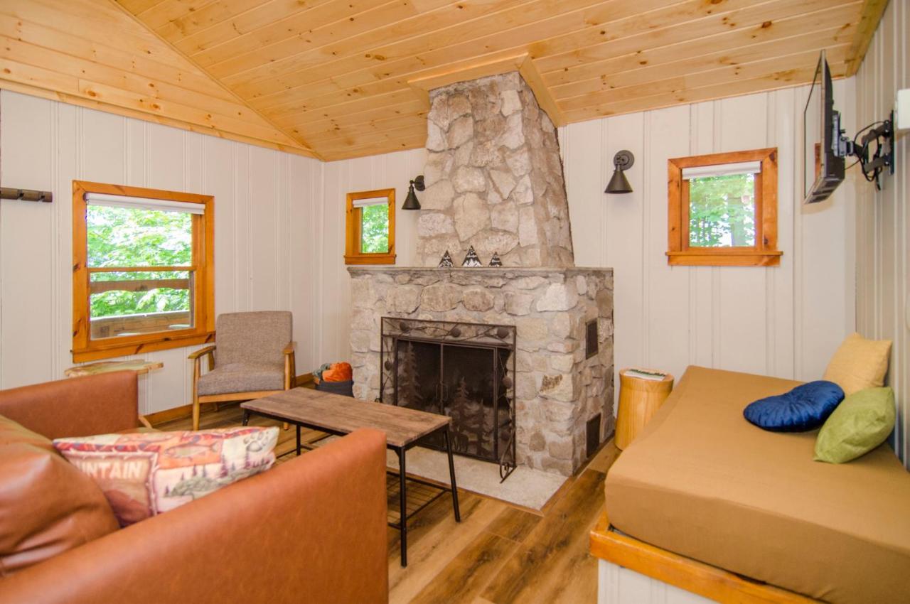 Mountain Lake Cottages Westmore Extérieur photo