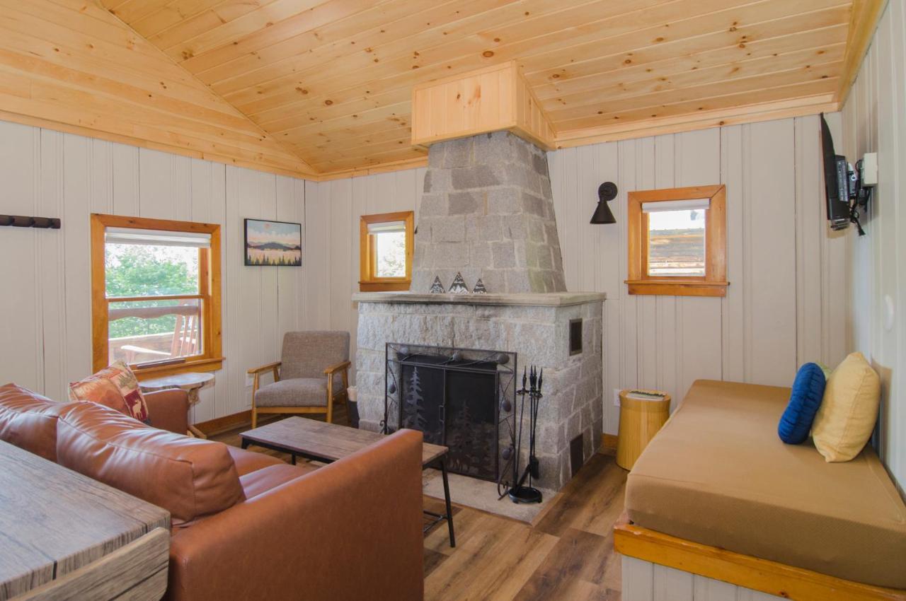 Mountain Lake Cottages Westmore Extérieur photo