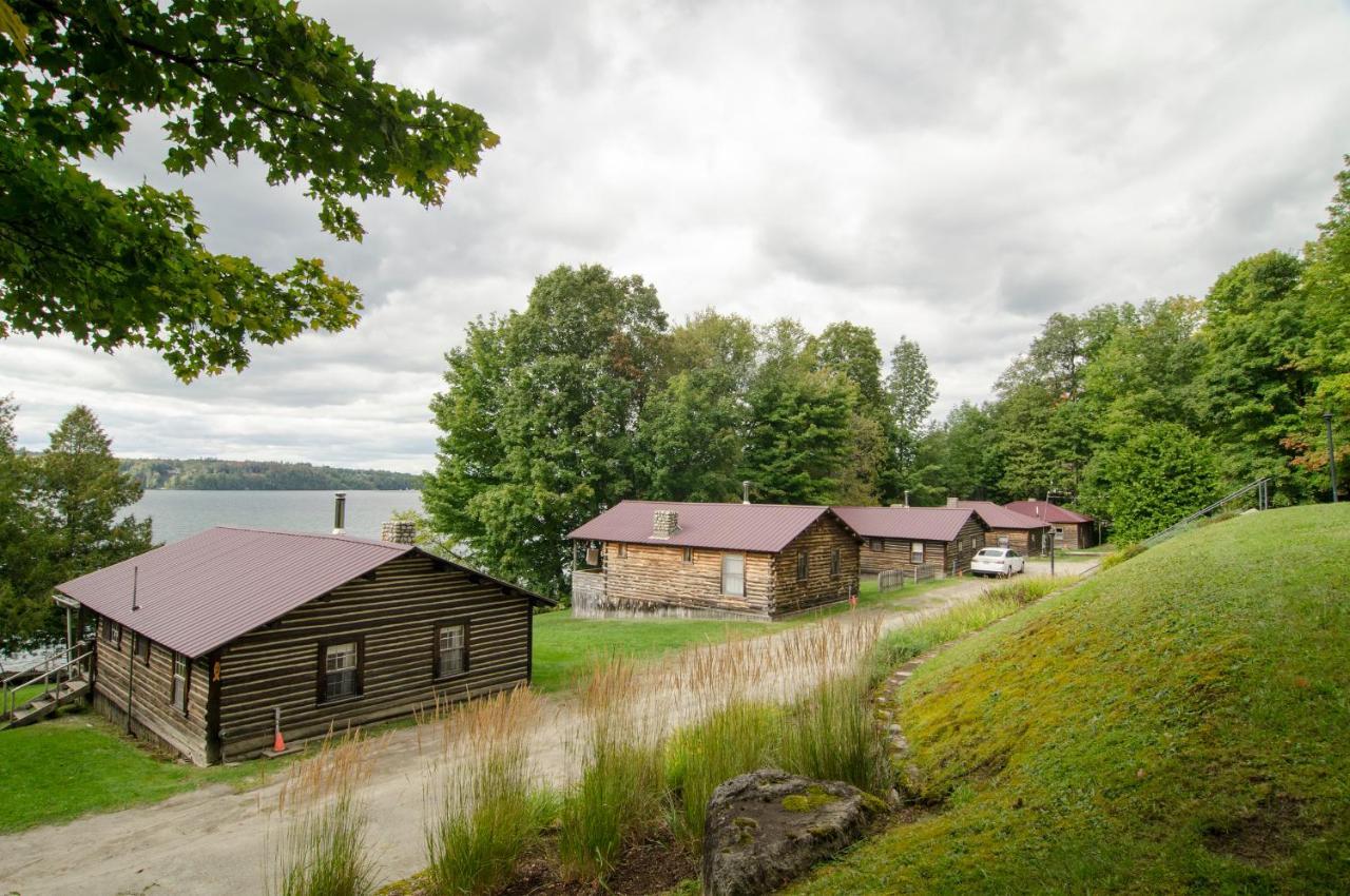 Mountain Lake Cottages Westmore Extérieur photo