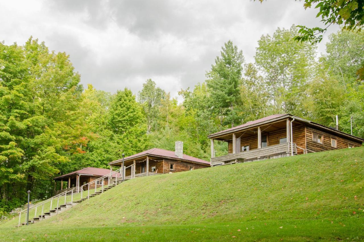 Mountain Lake Cottages Westmore Extérieur photo