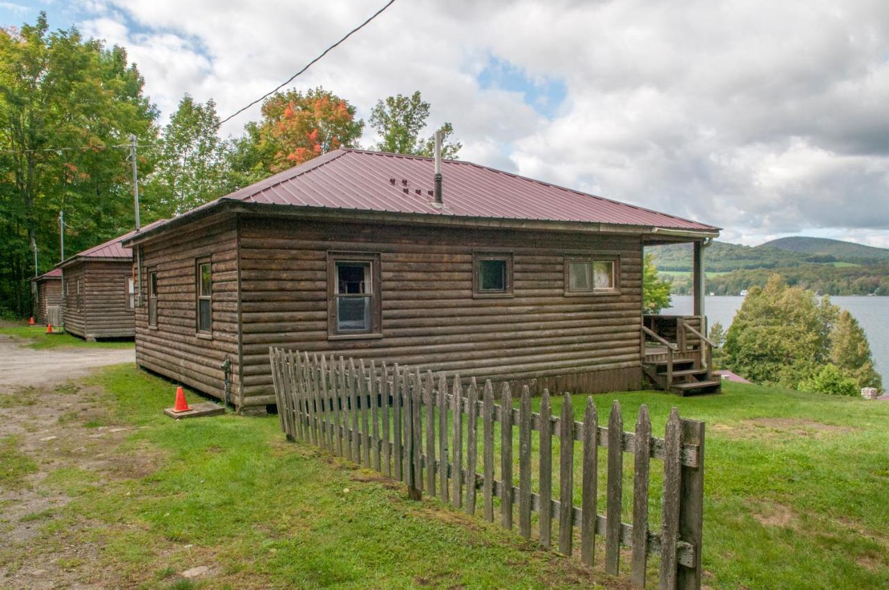 Mountain Lake Cottages Westmore Extérieur photo